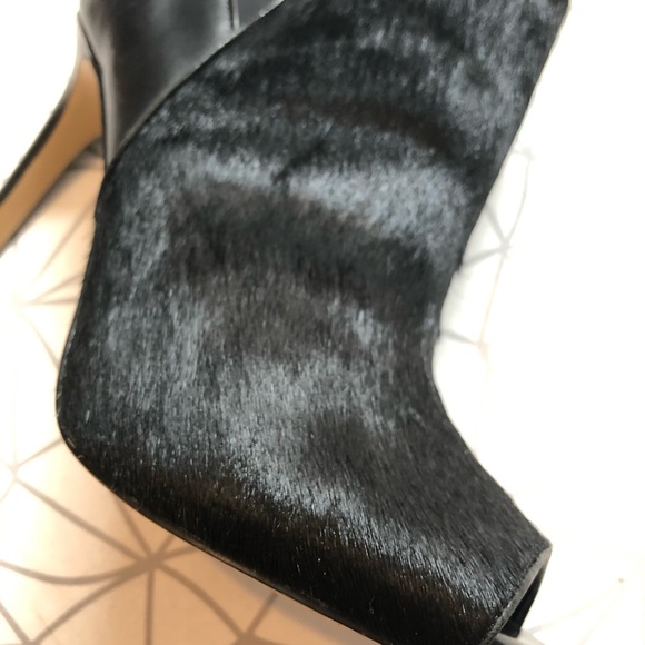 Ann Taylor open toe faux fur heel - Picture 9 of 9